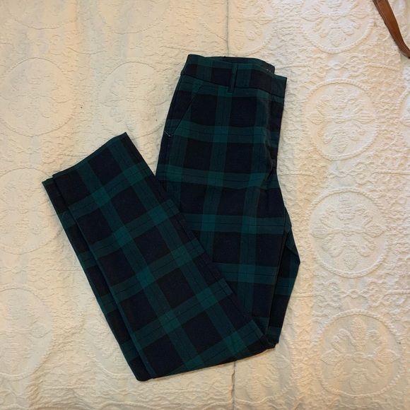 Plaid cigarette pants! - Picture 3 of 6